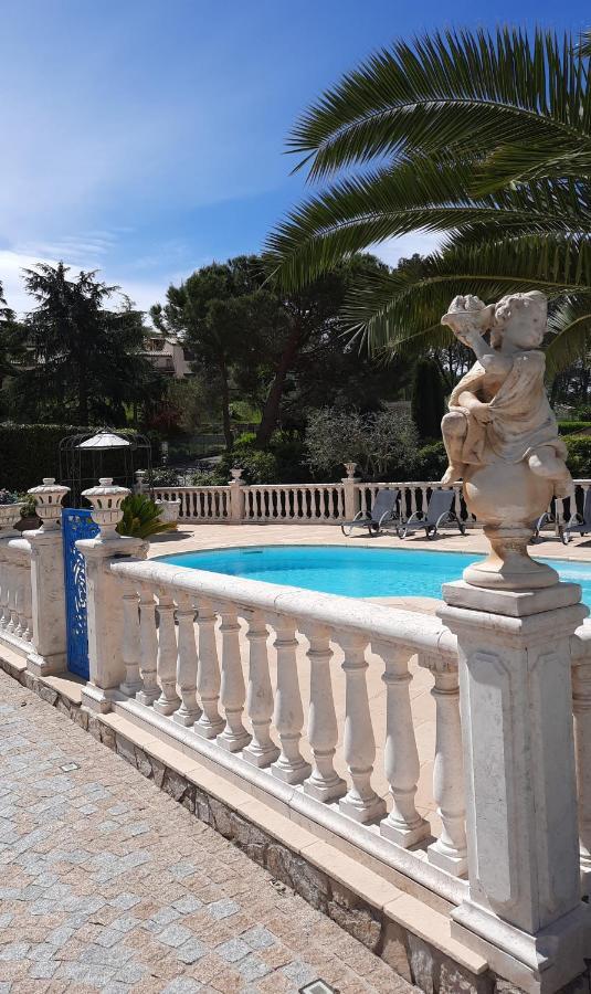Gite Les Pins Climatise Piscine Chauffee Jardin Peymeinade ภายนอก รูปภาพ
